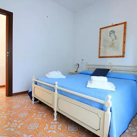 Vakantiehuis La Casetta Di Emma Sorrento