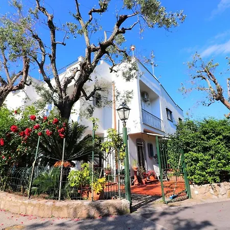 펜션 La Casetta Di Emma *